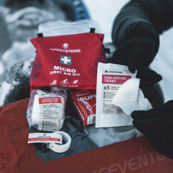 Load image into Gallery viewer, Lifesystems Light &amp; Dry Micro First Aid Kit
