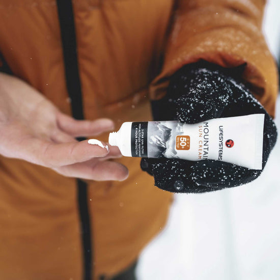 Load image into Gallery viewer, Lifesystems Mountain SPF50+ Combi Stick

