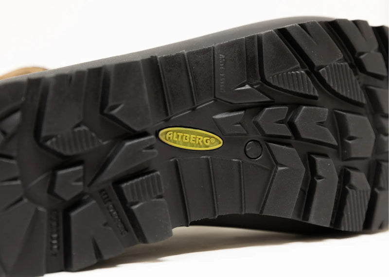 Load image into Gallery viewer, Altberg Keld Hiking Boot
