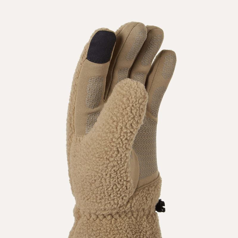 Load image into Gallery viewer, SealSkinz Hoverton WP Sherpa Fleece Glove
