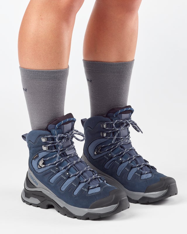Load image into Gallery viewer, Salomon Quest 5 Womens GTX Hiking Boot
