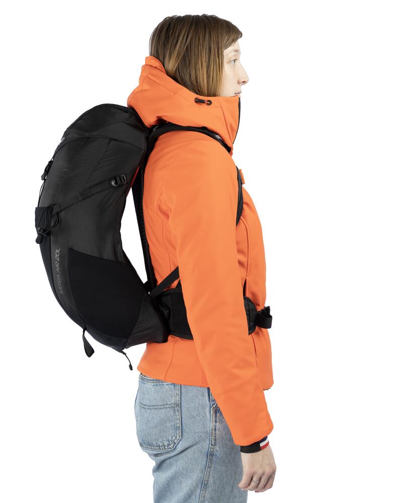 Load image into Gallery viewer, Vango Mitra Air 20L Rucksack
